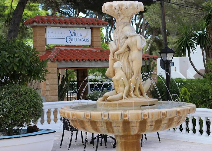 Columbus And Restaurant 4*