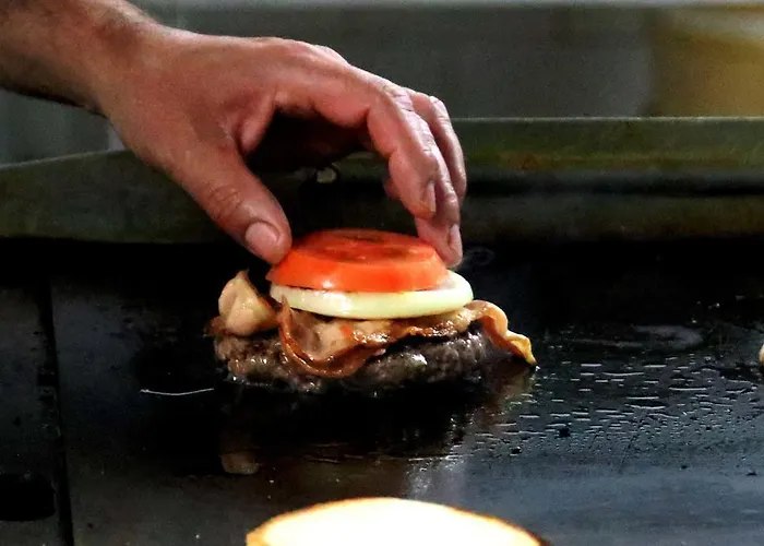 Πανσιόν Columbus And Restaurant Παγκουέρα