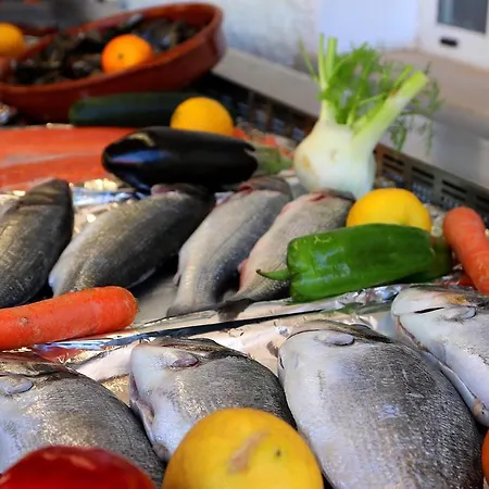 Maison d'hôtes Columbus And Restaurant 4*