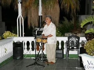 Vendégház Columbus And Restaurant