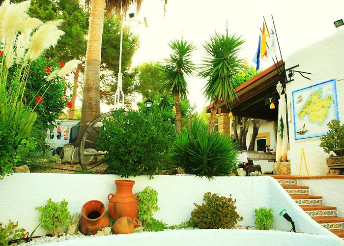 Columbus And Restaurant 4*