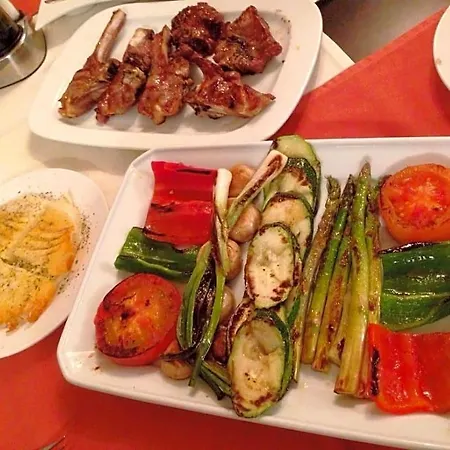 Columbus And Restaurant Гостевой дом 4*
