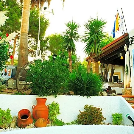 Гостевой дом Columbus And Restaurant Пагуэра