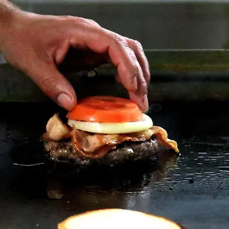 Gasthuis Columbus And Restaurant Peguera