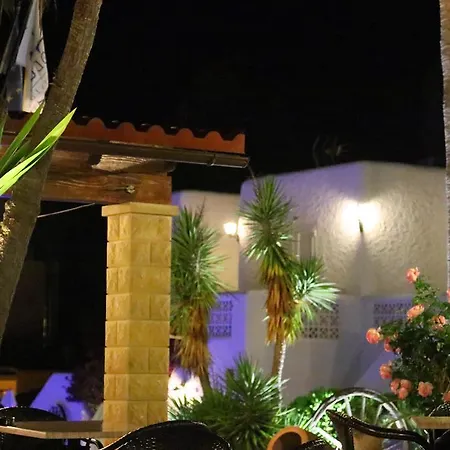 Villa Columbus Hotel And Restaurant