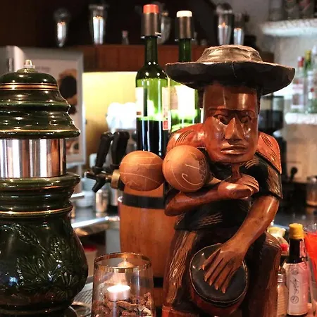 Pensjonat Columbus And Restaurant 4*