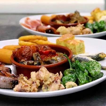 Gasthuis Columbus And Restaurant Peguera