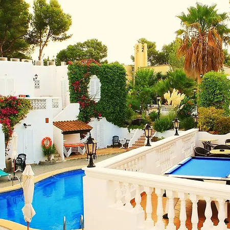 Villa Columbus Hotel And Restaurant 4* Peguera