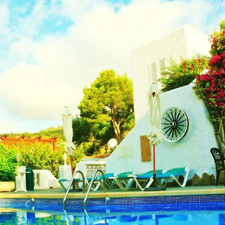 Guest house Villa Columbus Hotel And Restaurant Peguera