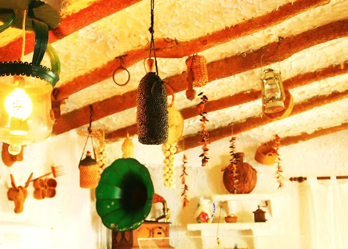 Columbus And Restaurant 4* Παγκουέρα