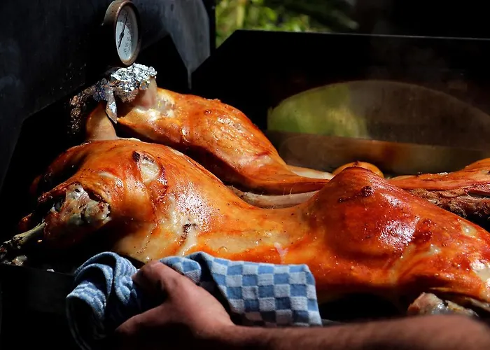 Columbus And Restaurant Pensión 4*