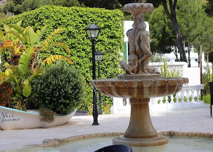 Pensión Columbus And Restaurant