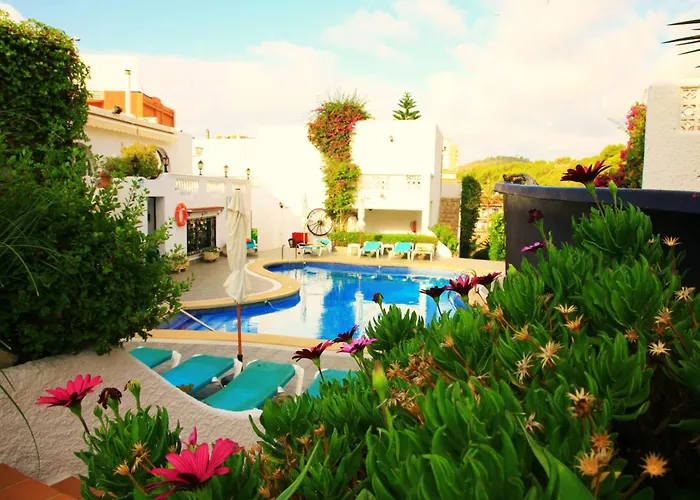 Columbus And Restaurant 4*