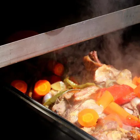 Columbus And Restaurant 4* Παγκουέρα