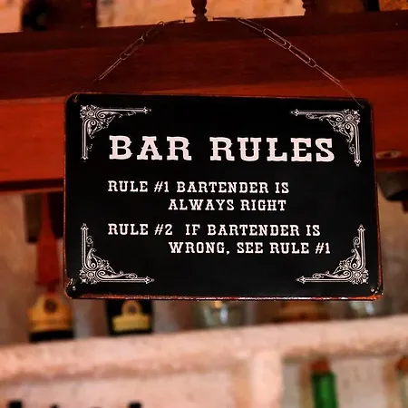 Columbus And Restaurant Πανσιόν