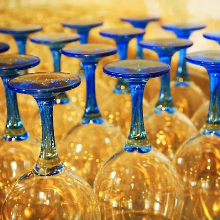 Columbus And Restaurant Πανσιόν